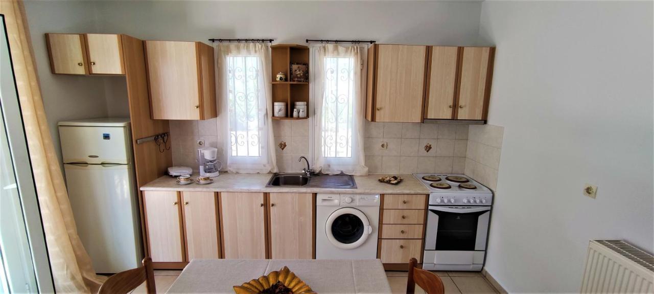 Fani'S Apartments 1 Epidaurus Екстериор снимка